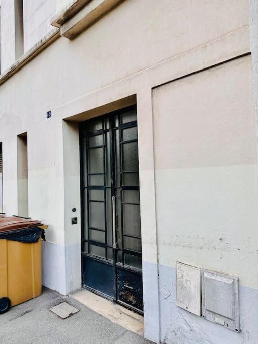 Appartement Vue Tour Eiffel Ligne 14 A Cote De Paris Gentilly Bagian luar foto